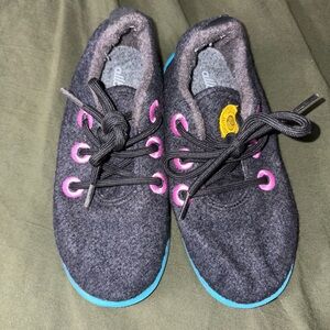 Allbirds Merino Wool gray runners bright blue sole toddler size 12